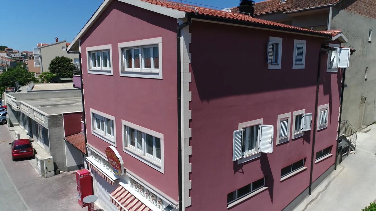 Apartmani Lukic Split Bagian luar foto