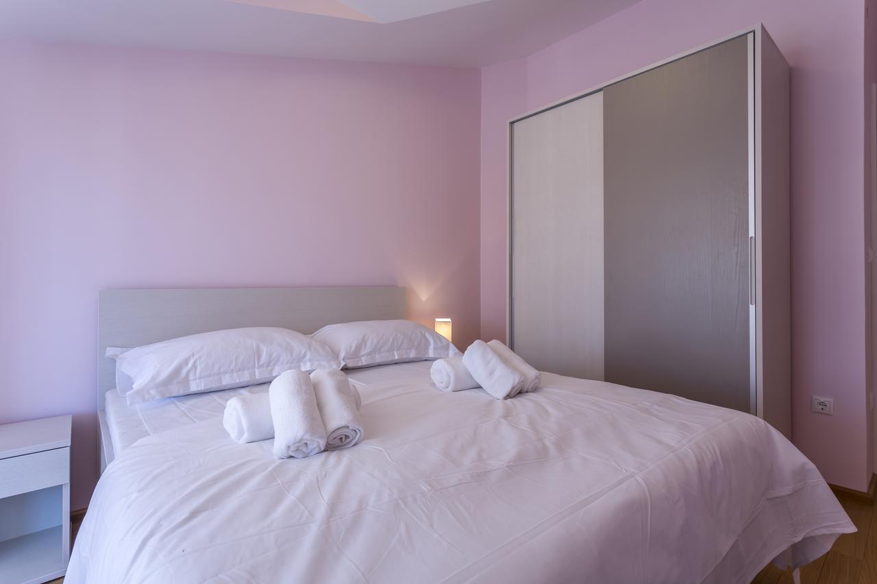 Apartmani Lukic Split Bagian luar foto