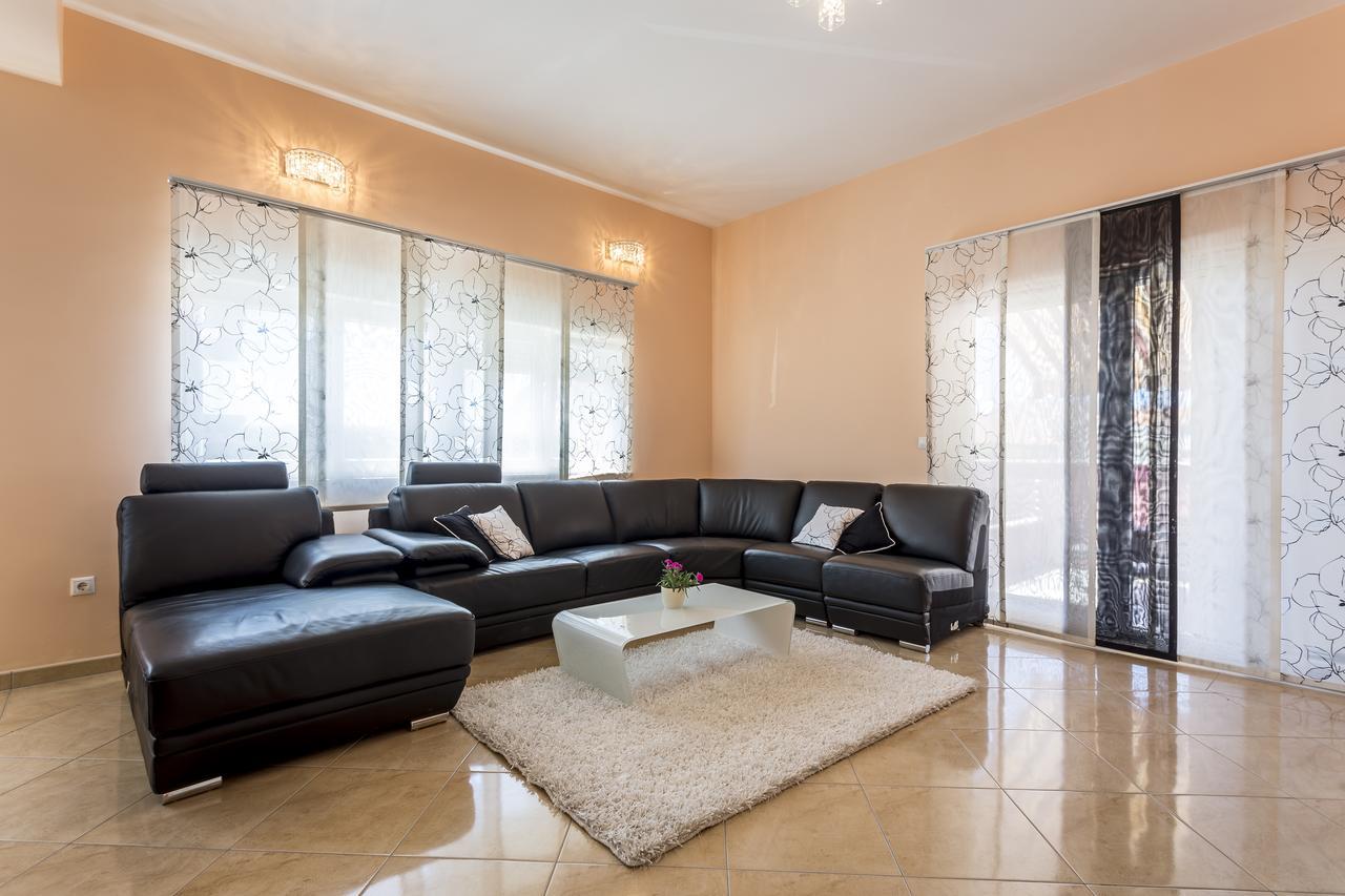 Apartmani Lukic Split Bagian luar foto