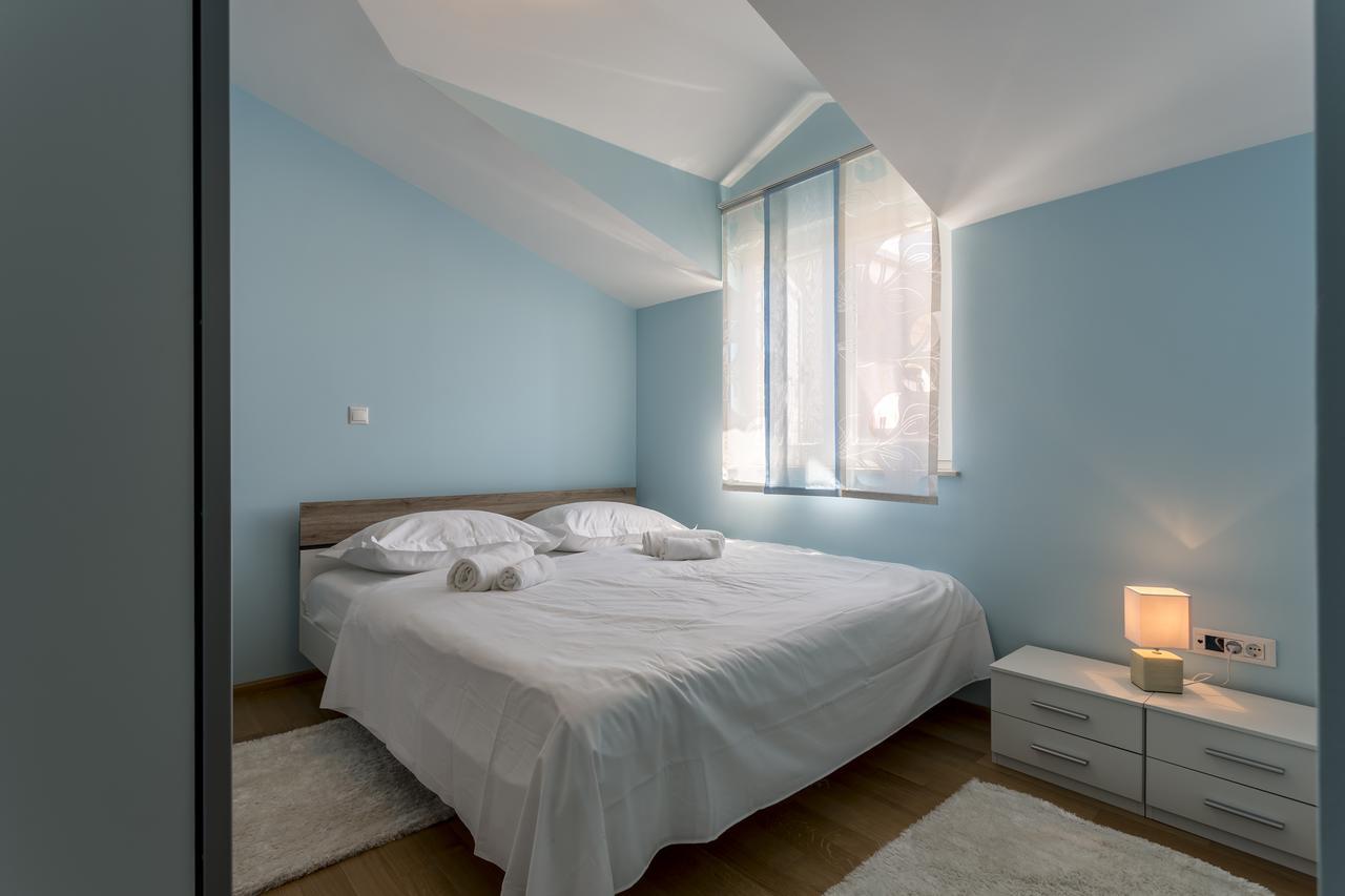 Apartmani Lukic Split Bagian luar foto