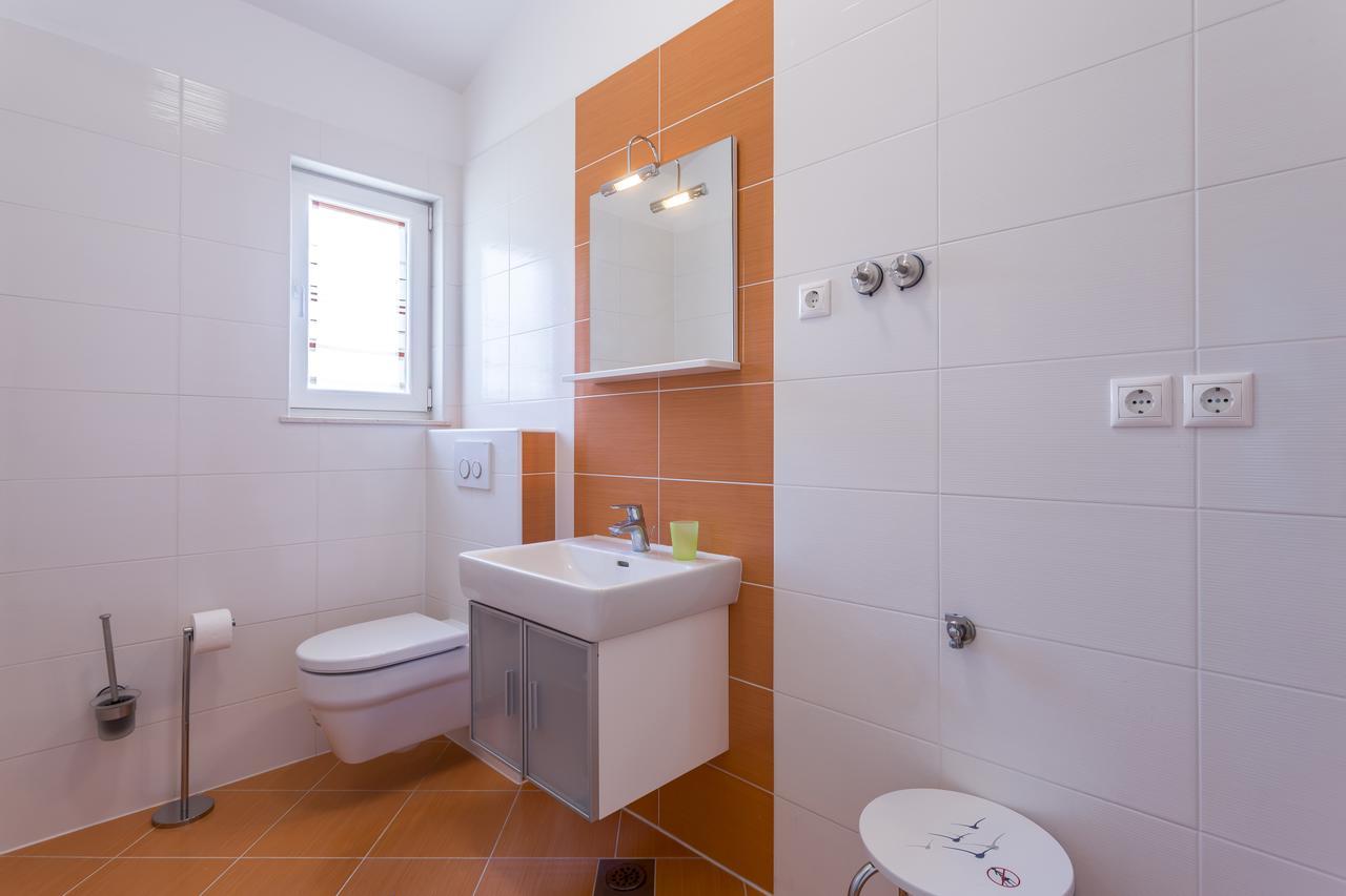 Apartmani Lukic Split Bagian luar foto