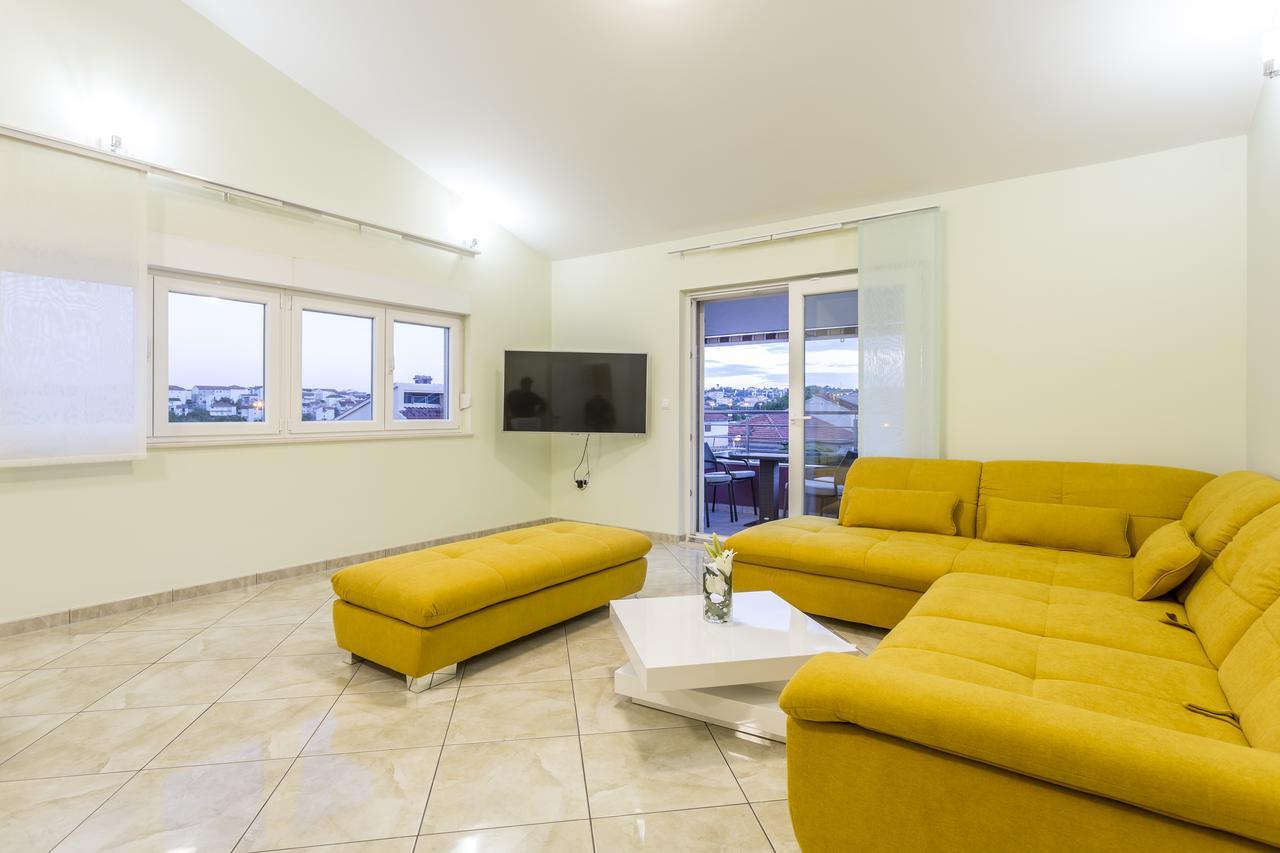 Apartmani Lukic Split Bagian luar foto